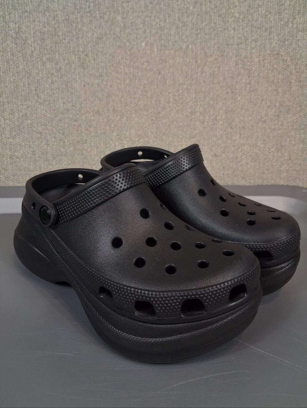 Crocs Classic Bae Platform Clog Lightweight Thick Sole Sandals Black Womens 6